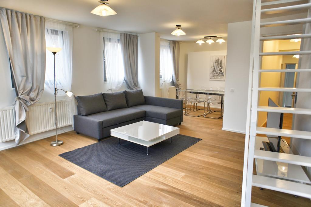 อพาร์ตเมนท์ อพาร์ท บรัสเซลส์ Aparthotel ภายนอก รูปภาพ